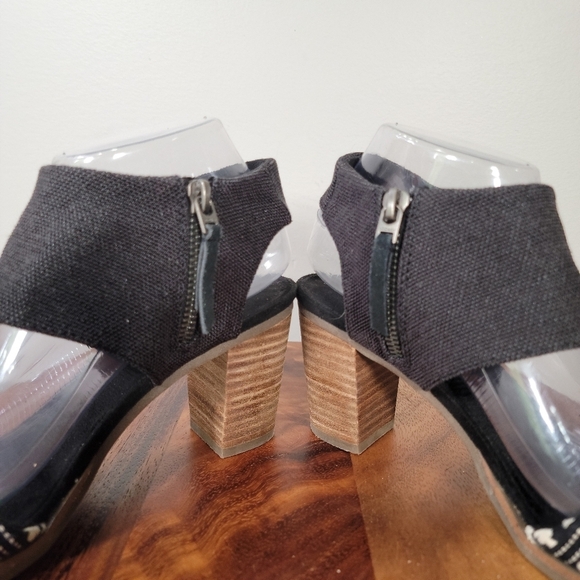 Toms Majorca Cut Out Sandals Size 8 Black Cream Boho Wood Block Heels - Picture 11 of 16